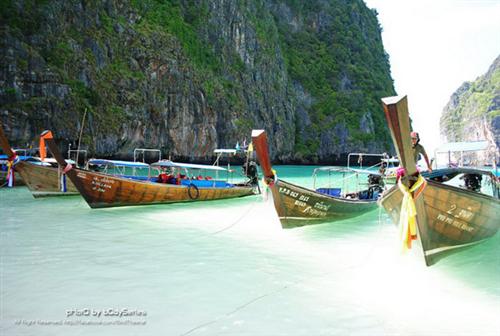 ชวนมาเที่ยวเกาะพีพี จังหวัดกระบี่